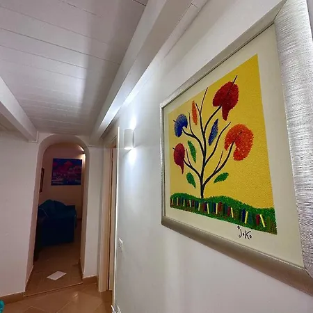 Isabella Noble House Apartment