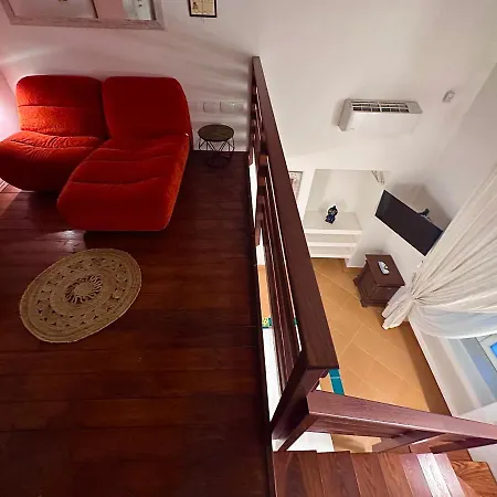 Isabella Noble House Apartment Naples