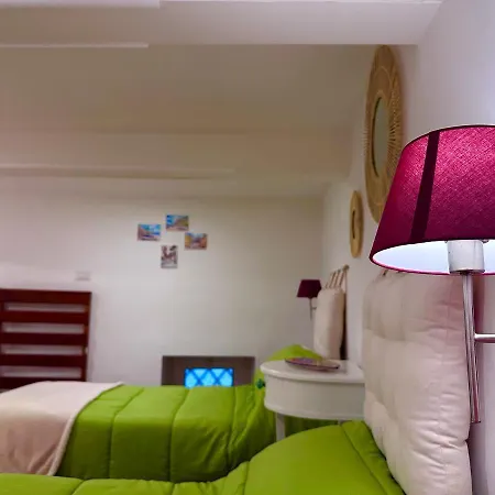 Isabella Noble House Apartment